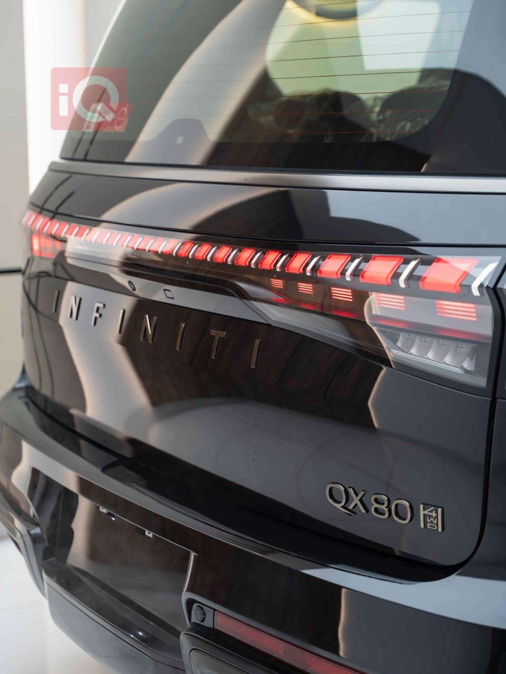 إنفينيتي QX80